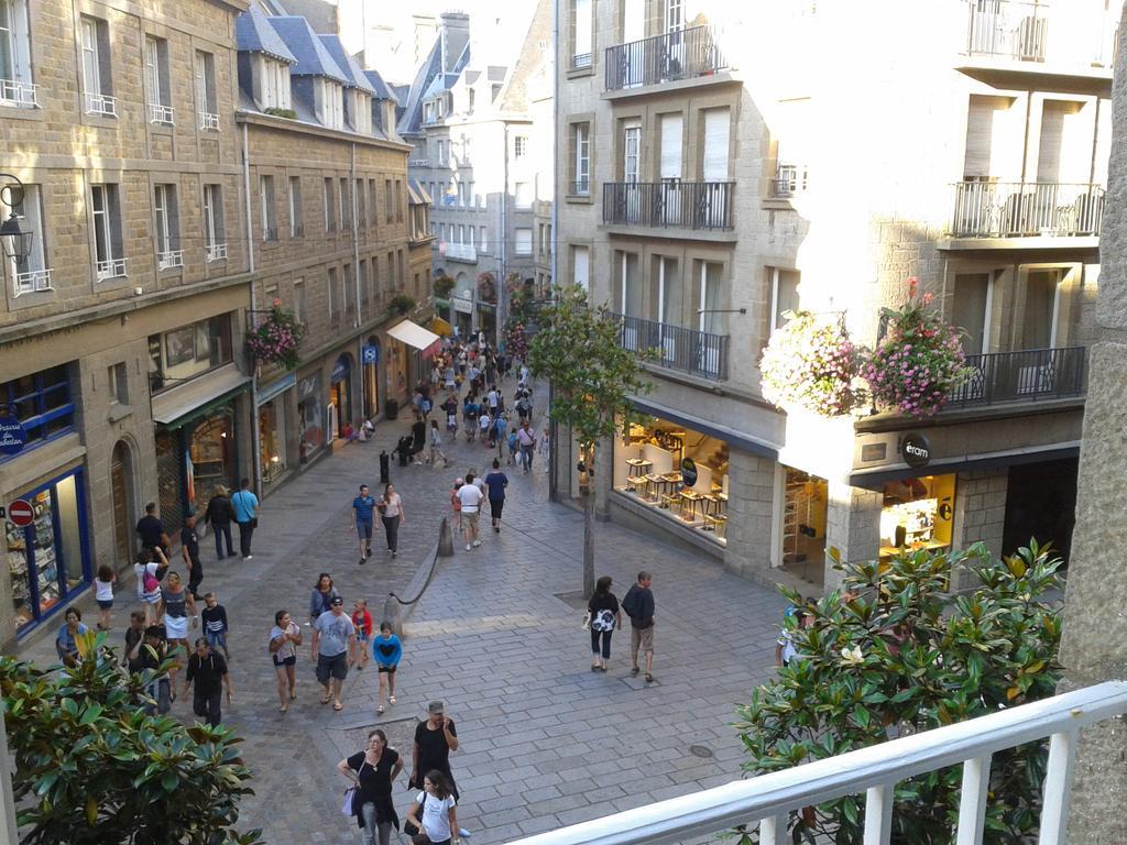 Appartement Au Coeur D'Intra Muros Saint-Malo Bagian luar foto